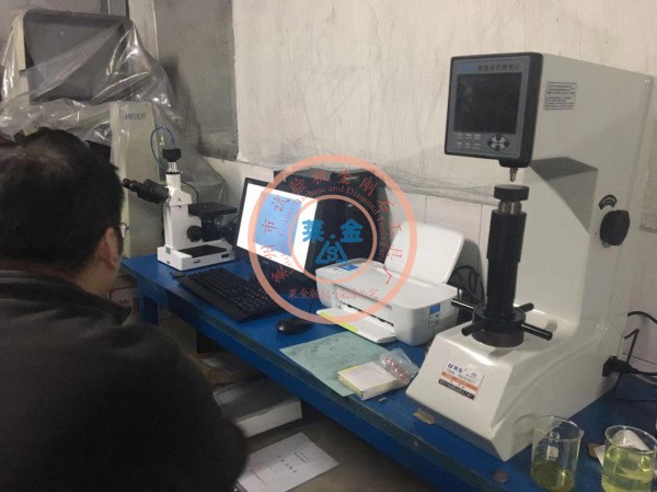 數(shù)顯洛氏硬度計(jì)與金相圖像處理系統(tǒng)安裝調(diào)試完成并通過(guò)驗(yàn)收